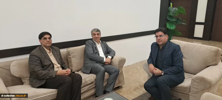 نشست صمیمی رئیس دانشگاه ملی مهارت سیستان و بلوچستان با معاون حقوقی وزارت علوم، تحقیقات وفناوری ؛ در خصوص بررسی تأمین بودجه و توسعه آموزشکده ملی مهارت چابهار 2