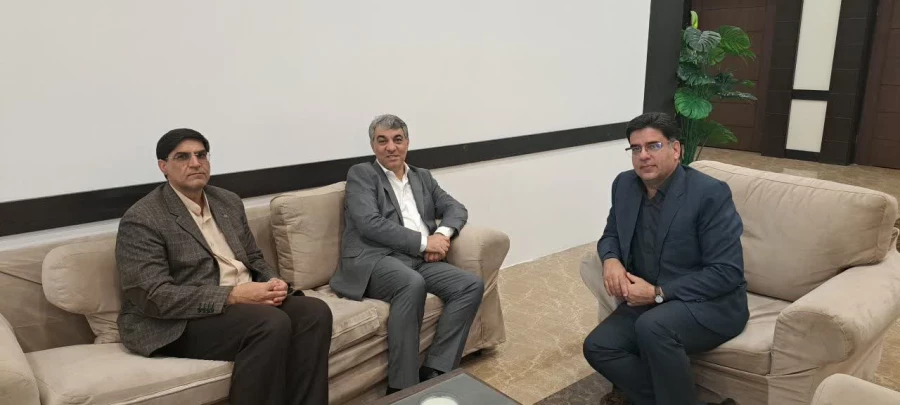 نشست صمیمی رئیس دانشگاه ملی مهارت استان سیستان و بلوچستان با معاون حقوقی وزارت علوم، تحقیقات وفناوری ؛ در خصوص بررسی تأمین بودجه و توسعه آموزشکده ملی مهارت چابهار