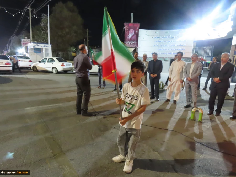 صد و ششمین شب ایستادگی در زاهدان؛ فریاد خون‌خواهی دانشگاهیان دانشگاه ملی مهارت دختران زاهدان   5